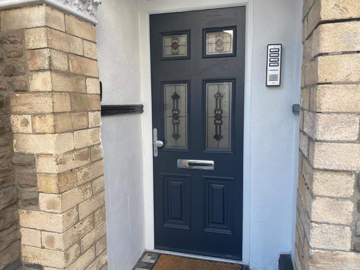 Stylish Pontcanna Flat Near City Centre Cardiff Bagian luar foto